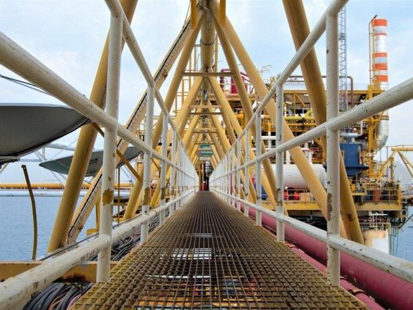 Морская нефтяная платформа — решетчатый настил МСГ НАСТИЛ